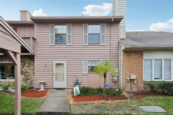 Tampa, FL 33624,5328 RIDGEWELL CT