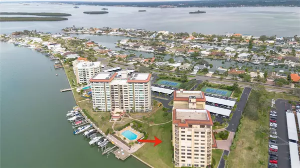 Clearwater, FL 33767,700 ISLAND WAY #504