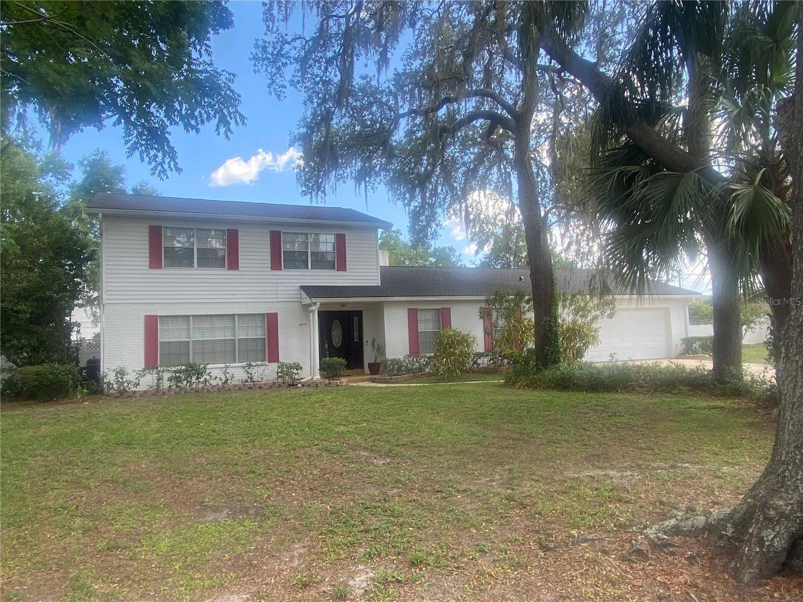 6919 GREENHILL PL, Tampa, FL 33617