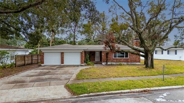 4646 W LONGFELLOW AVE, Tampa, FL 33629