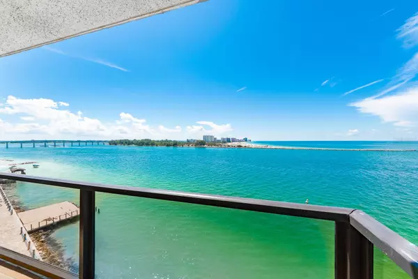 Clearwater Beach, FL 33767,450 S GULFVIEW BLVD #807