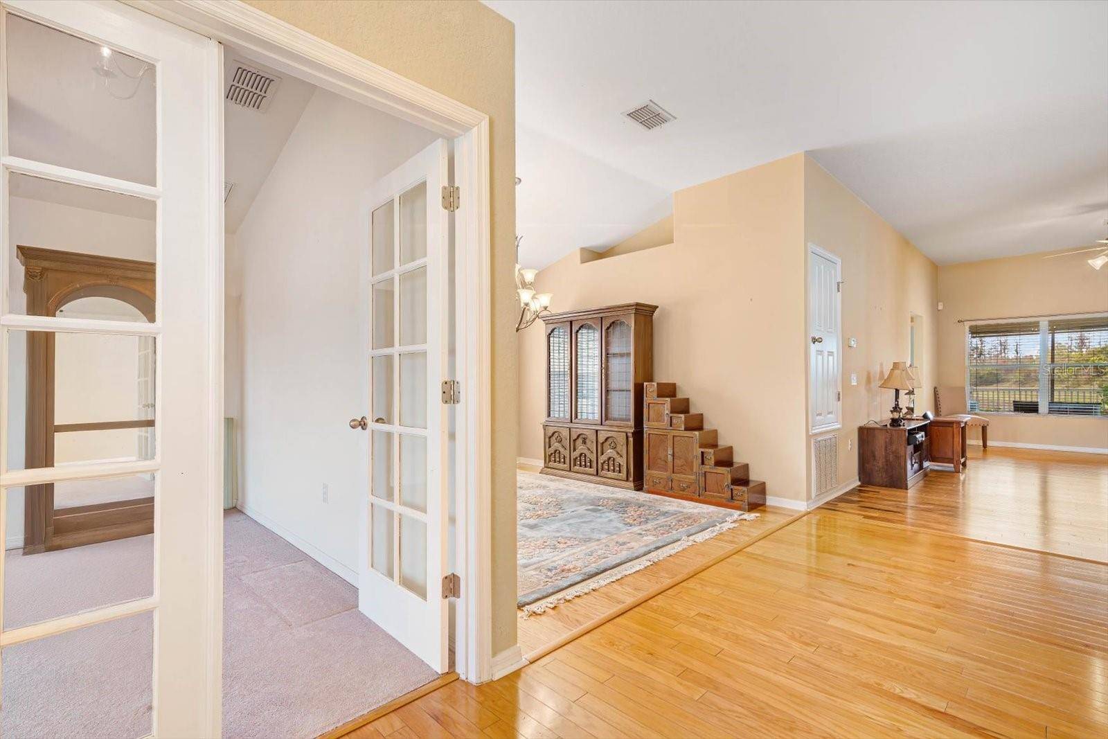 Land O Lakes, FL 34638,9551 JAYBIRD LN