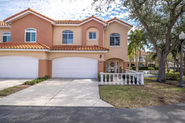 6224 VISTA VERDE DR W, St Petersburg, FL 33707