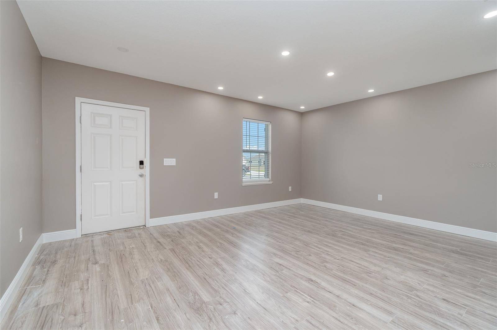 Bradenton, FL 34208,2436 SAND GABLES TRL