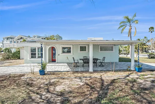 Redington Shores, FL 33708,17602 STERLING TER