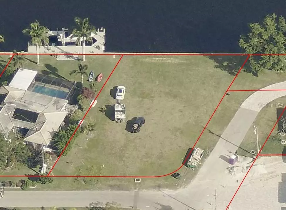 Cape Coral, FL 33904,2117 SE 36TH TER