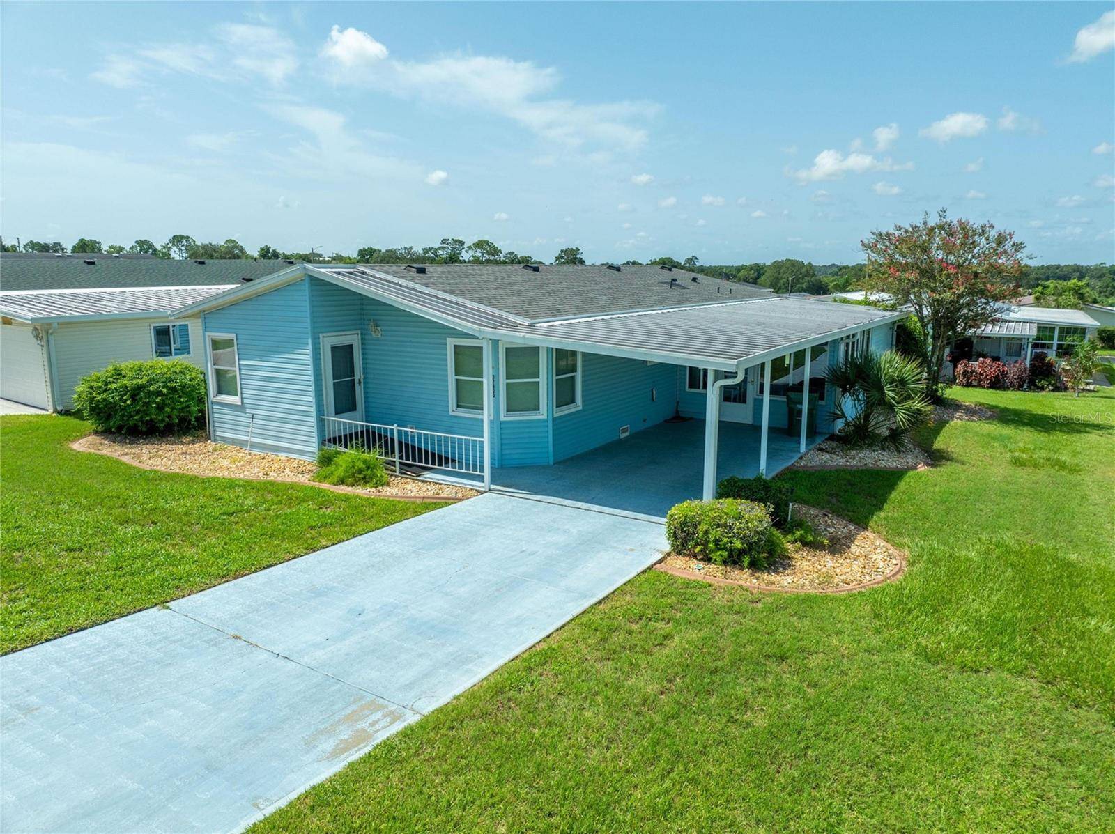 Zephyrhills, FL 33541,37622 NEW HORIZONS BLVD