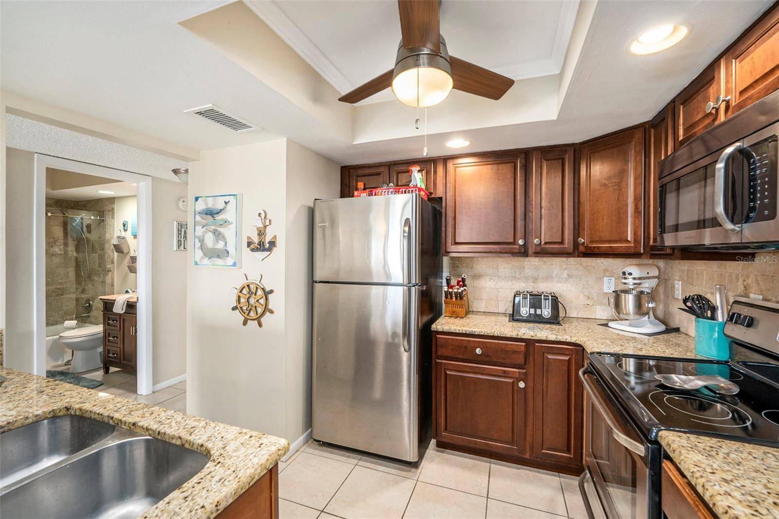 Indian Rocks Beach, FL 33785,2406 GULF BLVD #204