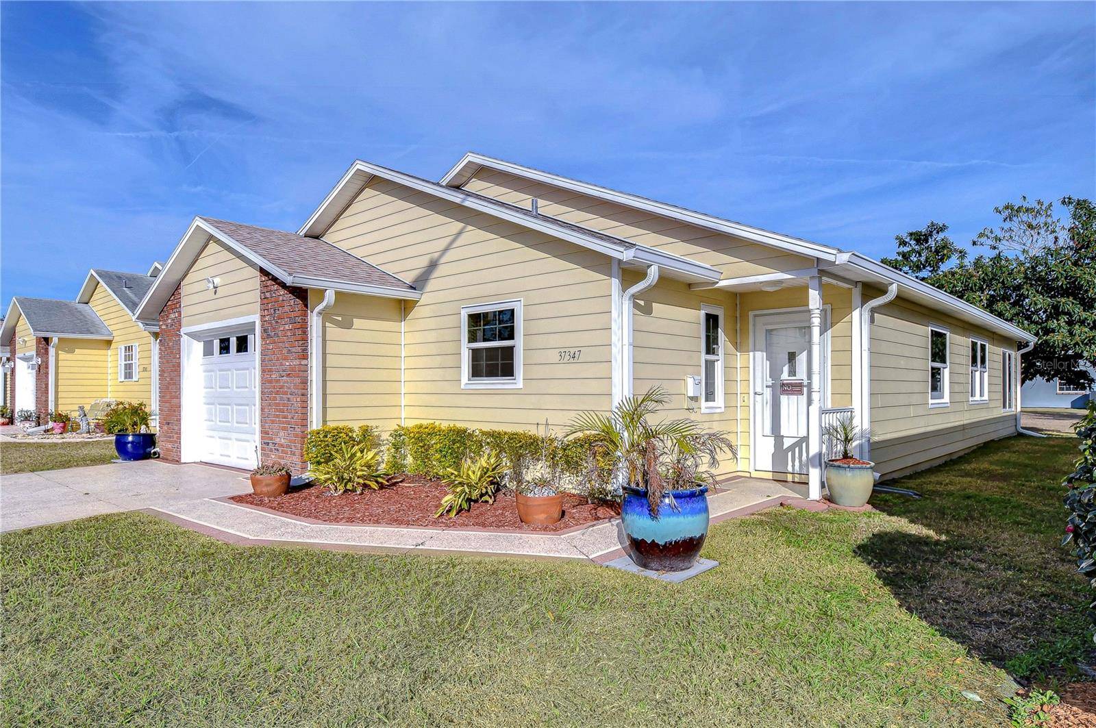 Zephyrhills, FL 33542,37347 DERBYSHIRE DR