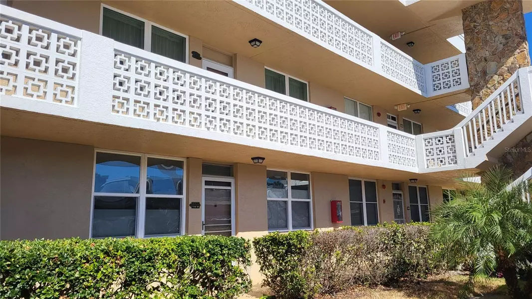 4915 BAY ST NE #335, St Petersburg, FL 33703
