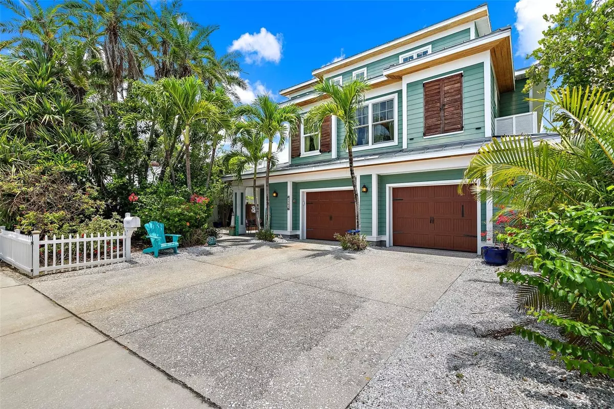 St Pete Beach, FL 33706,2503 PASS A GRILLE WAY