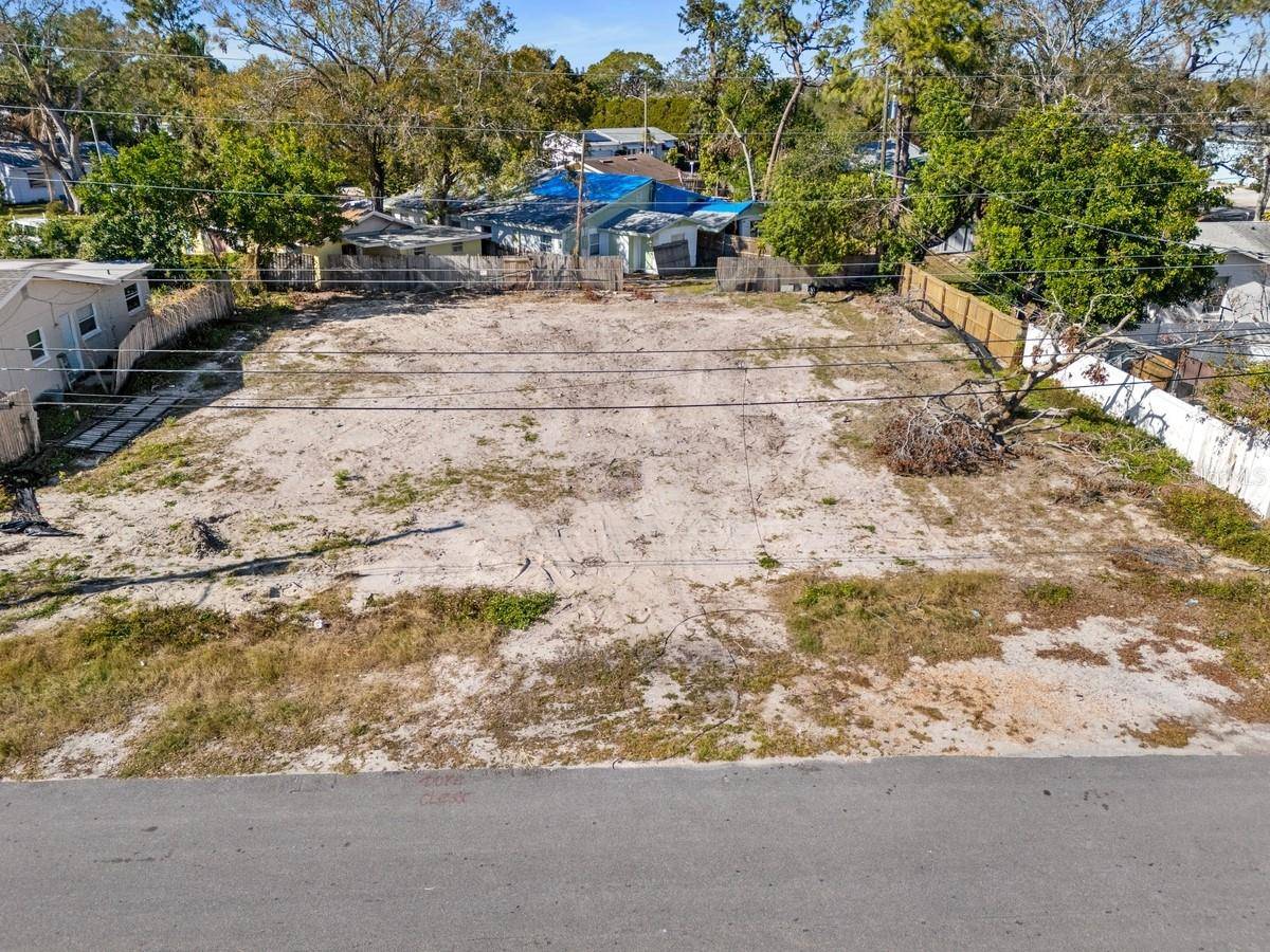 3925 MOHR AVE N, St Petersburg, FL 33714