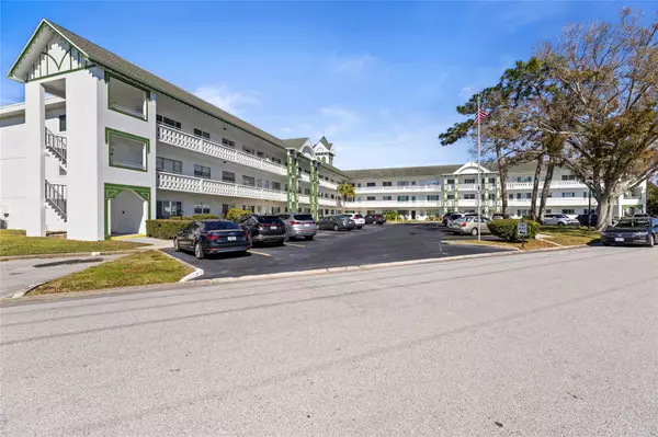 Clearwater, FL 33763,2468 FLORENTINE WAY #52