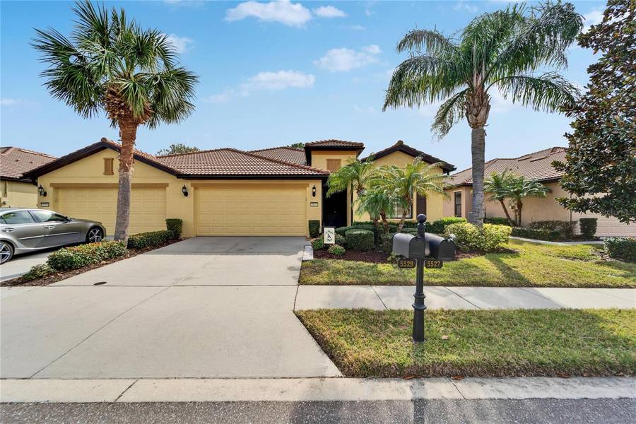 5527 SUNSET FALLS DR, Apollo Beach, FL 33572