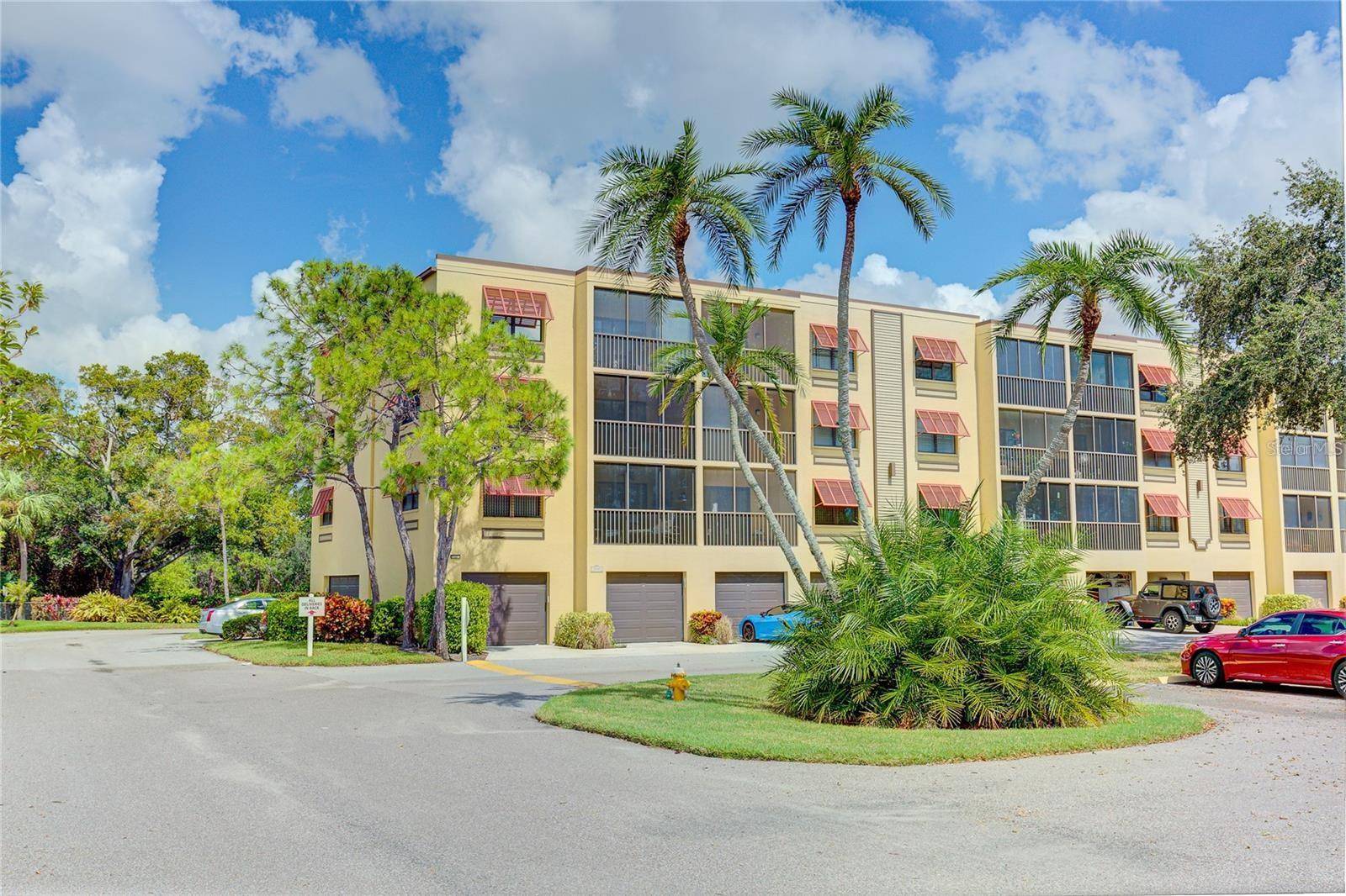 5849 PARK ST N #201, St Petersburg, FL 33709