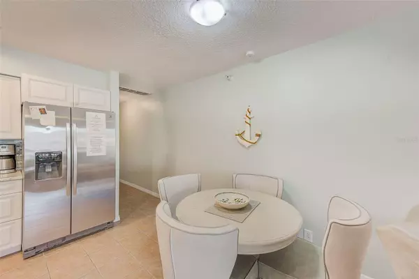 Indian Rocks Beach, FL 33785,718 GULF BLVD #2