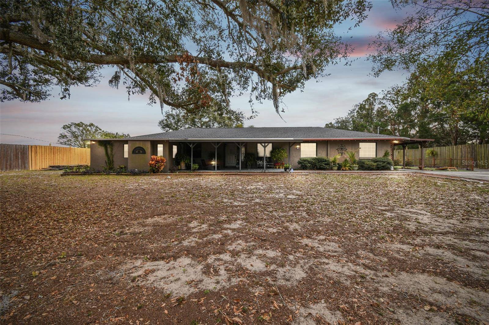 2028 MARKER RD, Polk City, FL 33868
