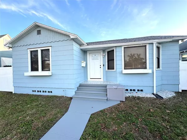 St Petersburg, FL 33713,2720 9TH AVE N