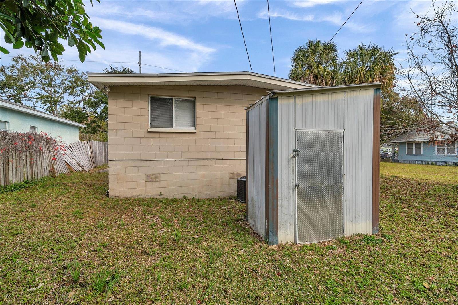 St Petersburg, FL 33701,652 13TH AVE S