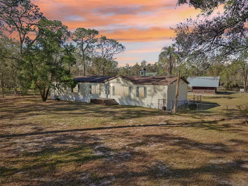 12823 MCINTOSH RD, Thonotosassa, FL 33592