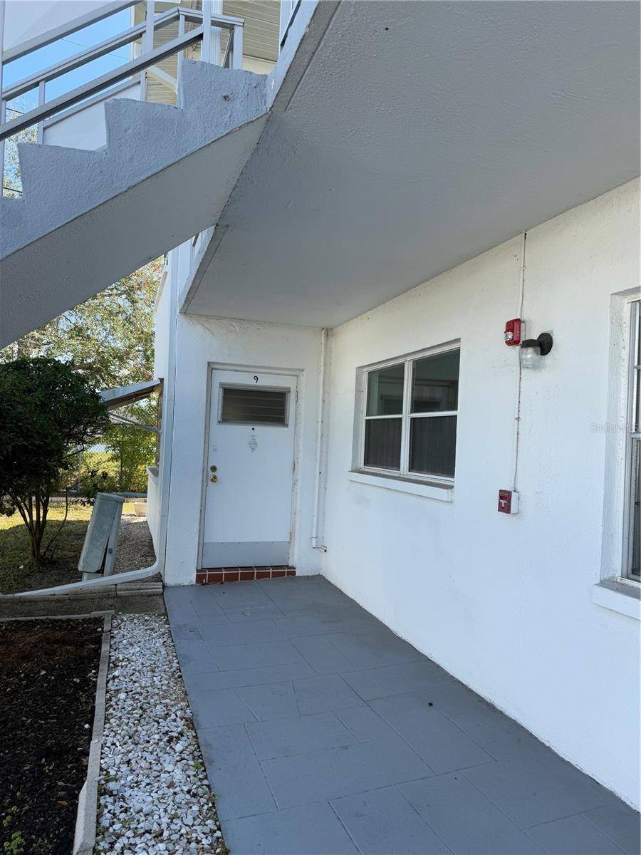 5895 18TH ST N #9, St Petersburg, FL 33714