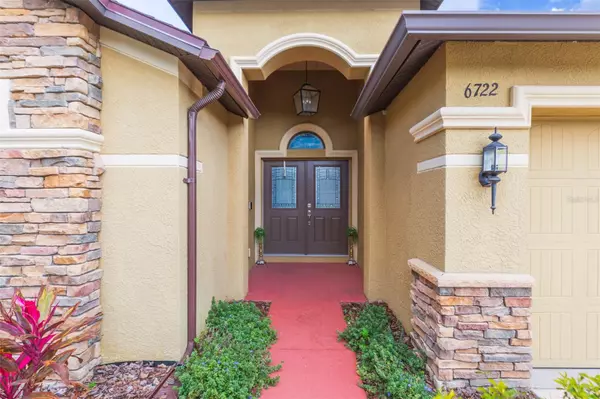 Wesley Chapel, FL 33545,6722 BOULDER RUN LOOP
