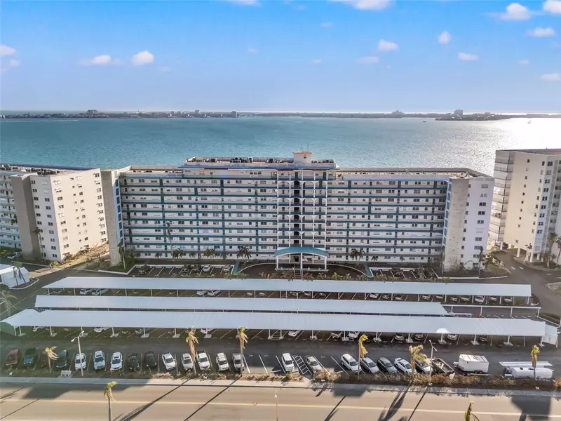 6020 SHORE BLVD S #101, Gulfport, FL 33707