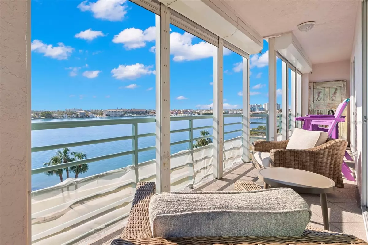 St Pete Beach, FL 33707,8020 SAILBOAT KEY BLVD S #401