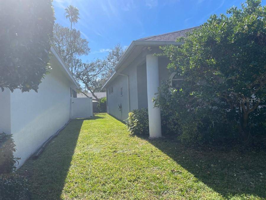 Seminole, FL 33776,13184 73RD AVE