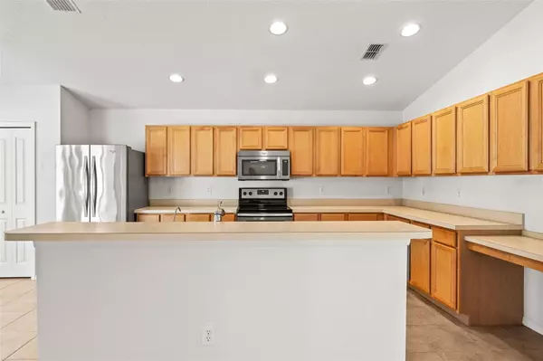 Land O Lakes, FL 34639,4251 WHITTNER DR