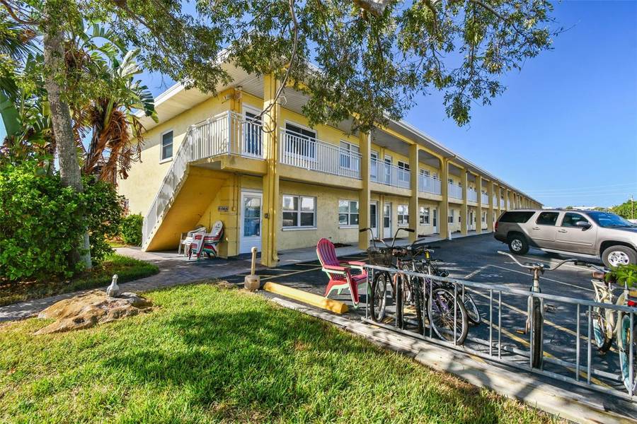 9715 HARRELL AVE #25, Treasure Island, FL 33706