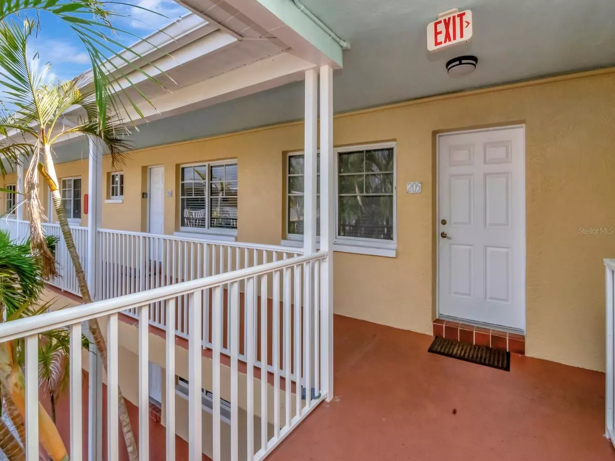 Indian Rocks Beach, FL 33785,19417 GULF BLVD #B205