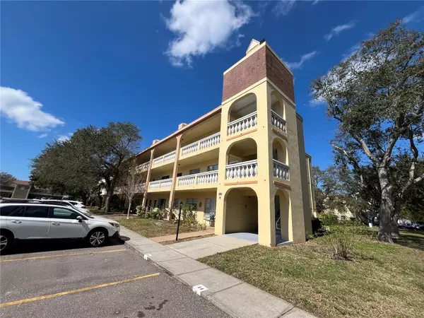 2226 SWITZERLAND WAY #52, Clearwater, FL 33763