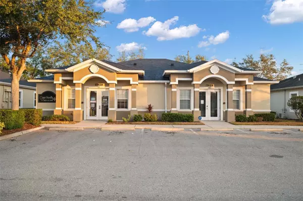 Lutz, FL 33558,17929 HUNTING BOW CIR #101 & 102