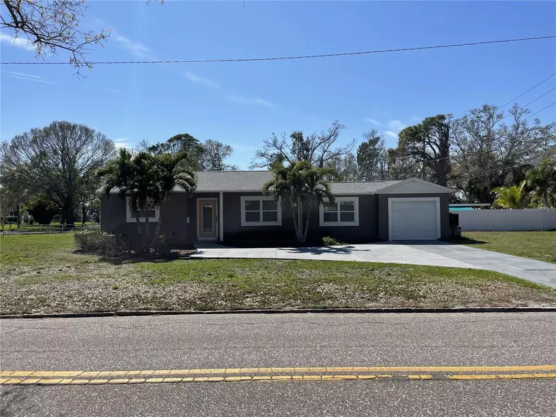 561 PARK ST S, St Petersburg, FL 33707