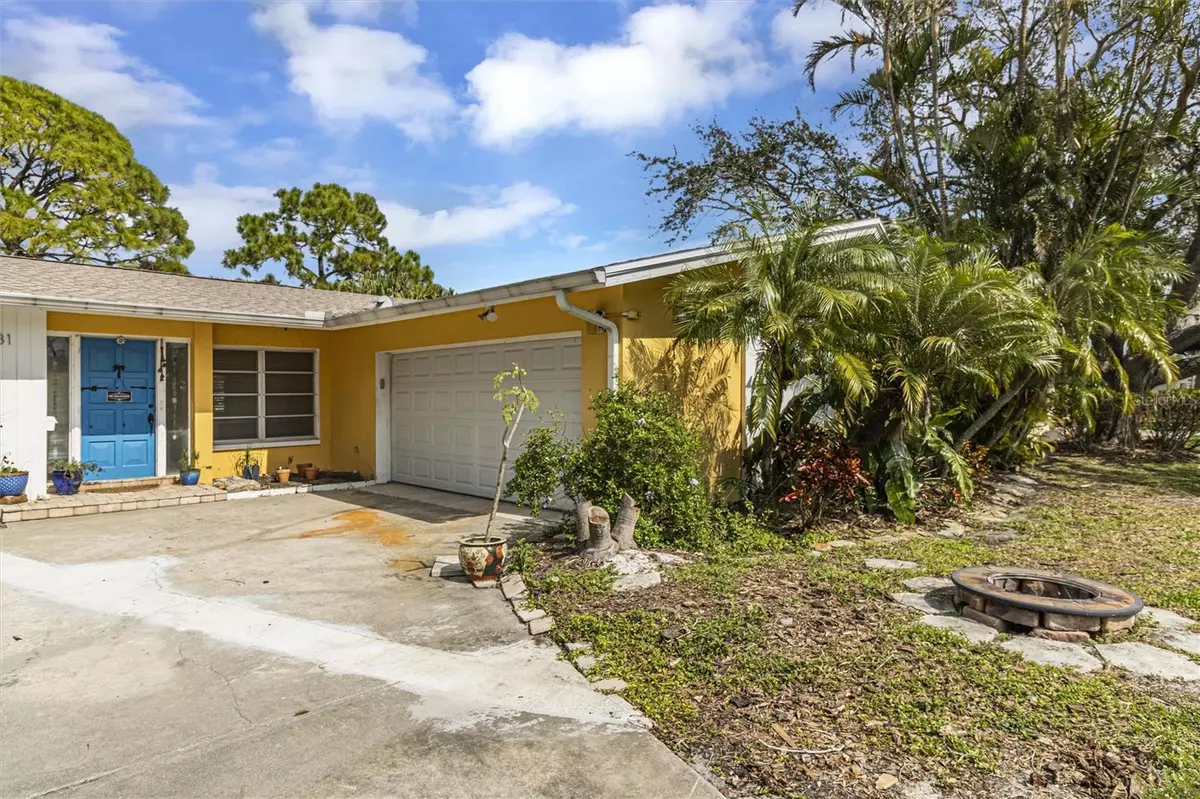 St Petersburg, FL 33703,1431 54TH AVE NE