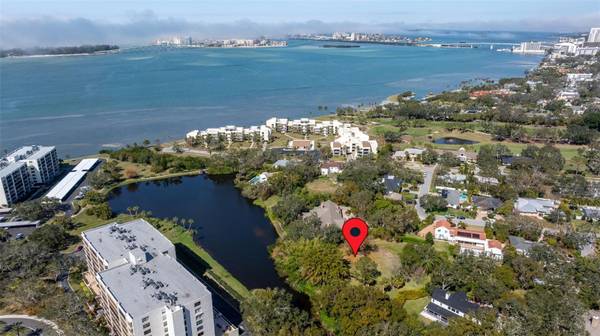 1 WEST LN, Belleair, FL 33756