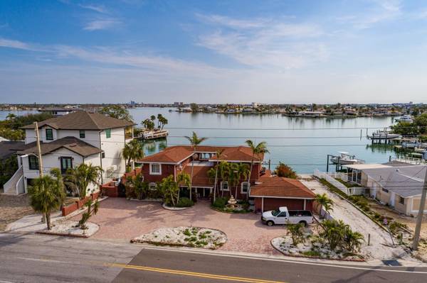 7013 BOCA CIEGA DR, St Pete Beach, FL 33706