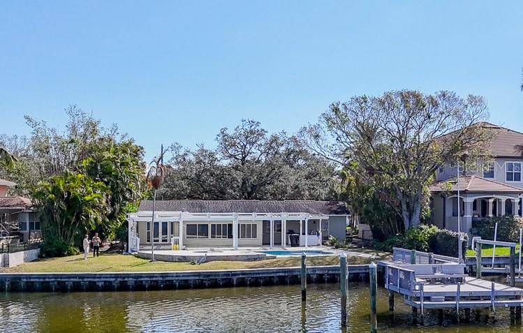 St Petersburg, FL 33704,1118 MONTEREY BLVD NE