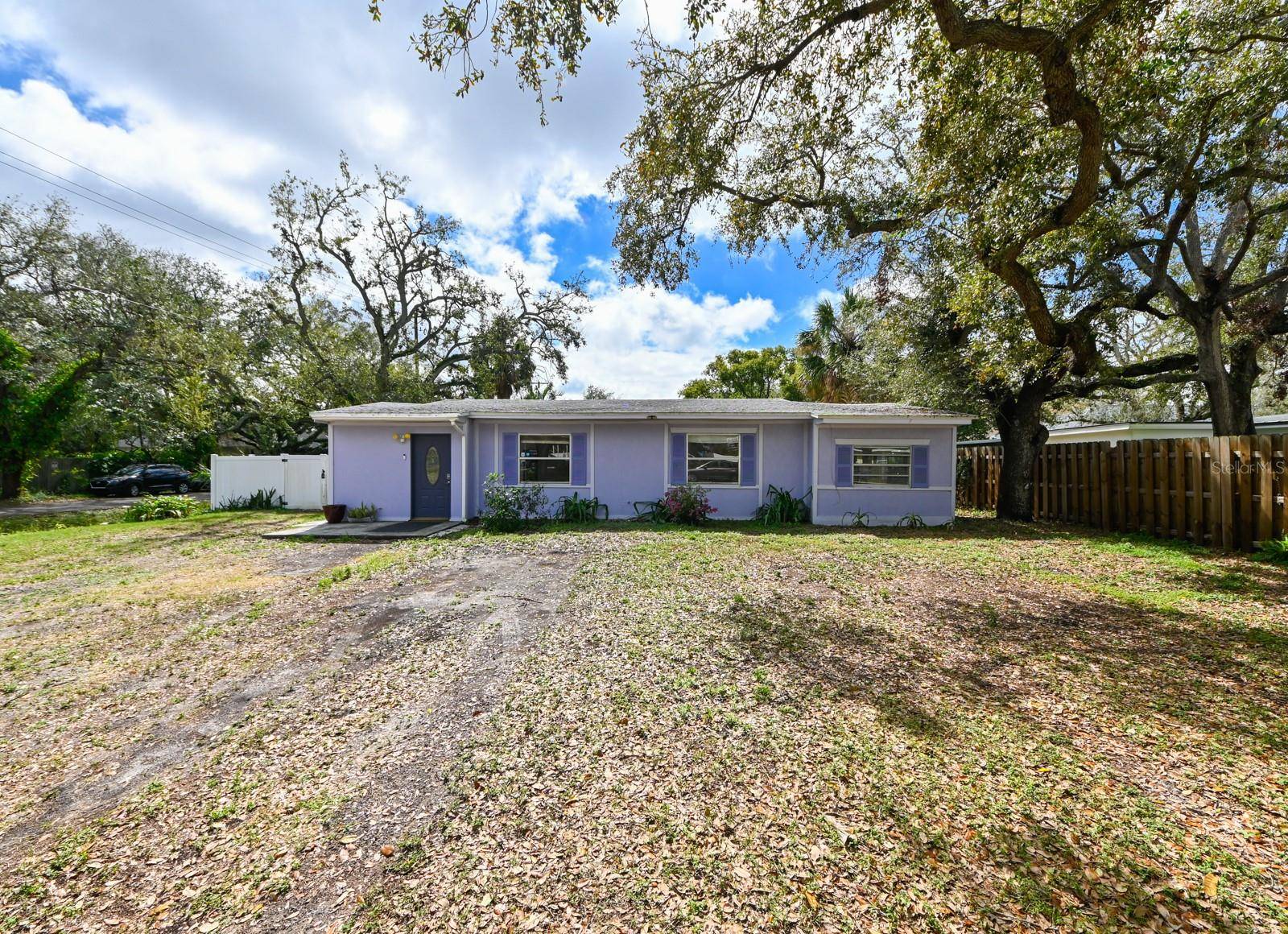 3302 W VAN BUREN DR, Tampa, FL 33611