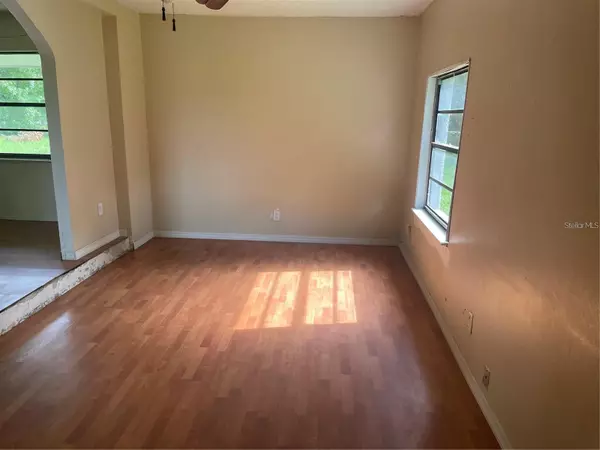 Lithia, FL 33547,9707 LITHIA PINECREST RD