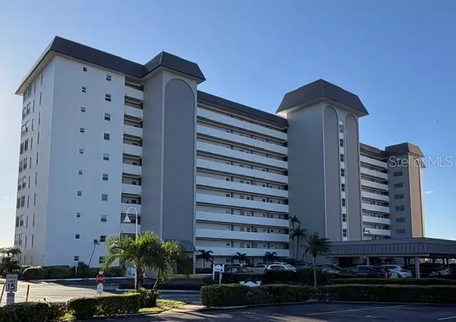 St Petersburg, FL 33715,5130 BRITTANY DR S #201