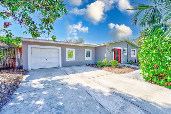 4606 W OAKELLAR AVE, Tampa, FL 33611