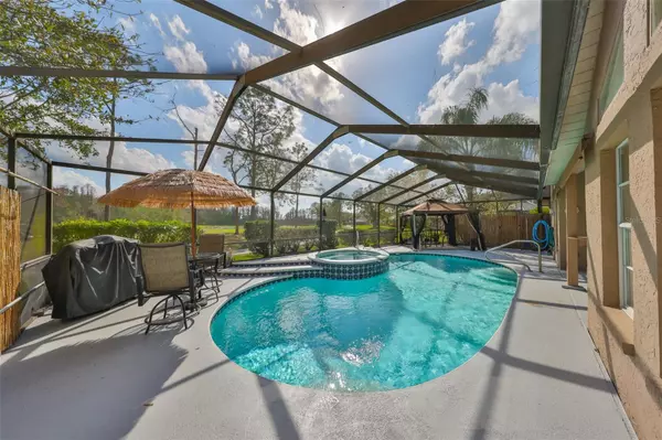 1401 VENTANA DR, Sun City Center, FL 33573