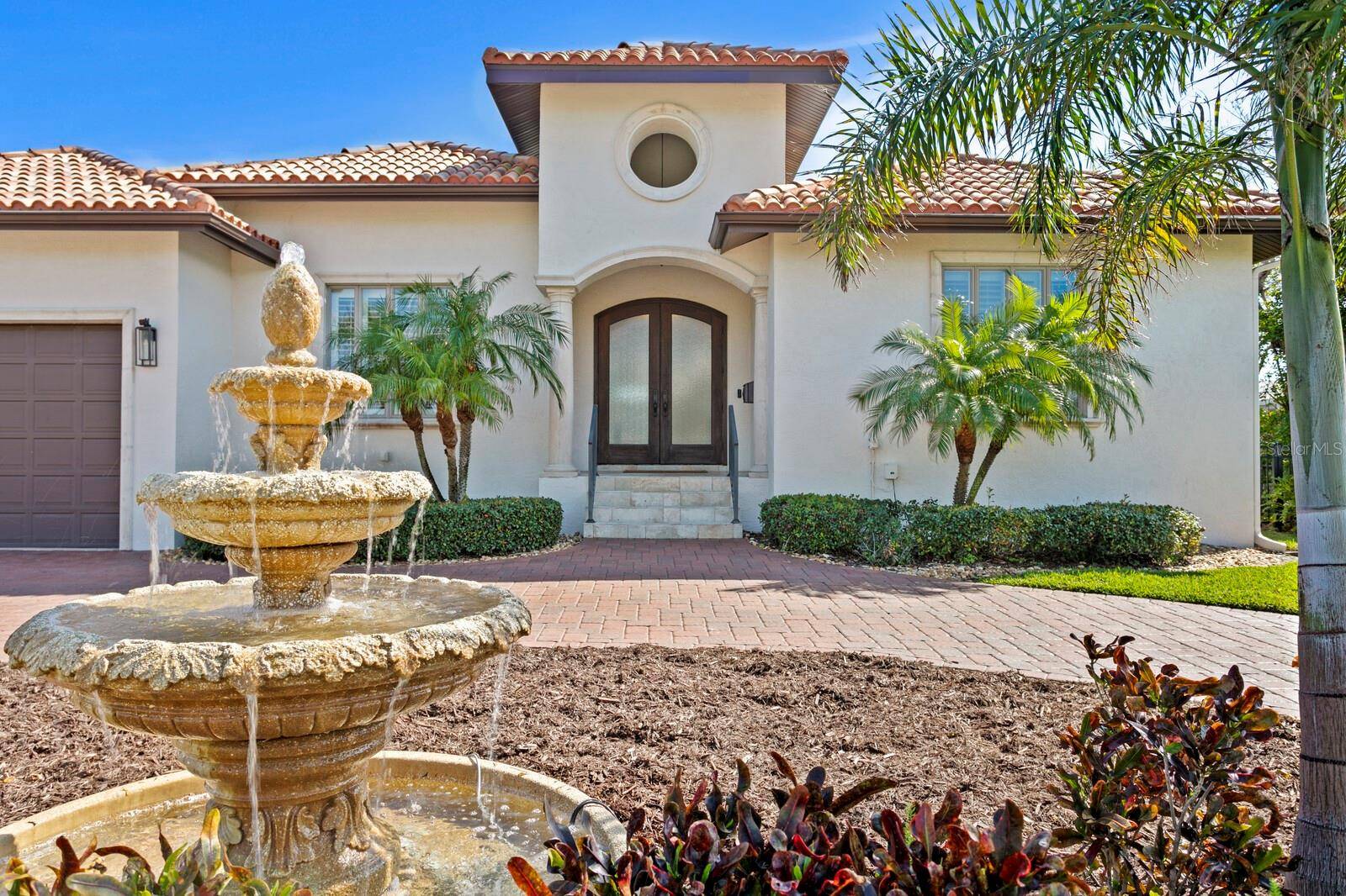 St Petersburg, FL 33703,2028 ILLINOIS AVE NE