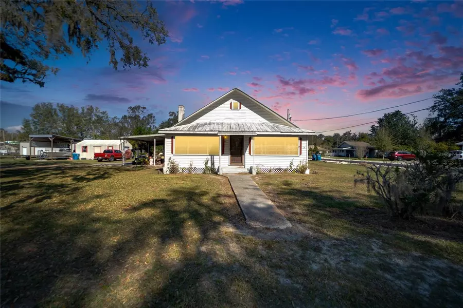 23 8TH ST NE, Fort Meade, FL 33841