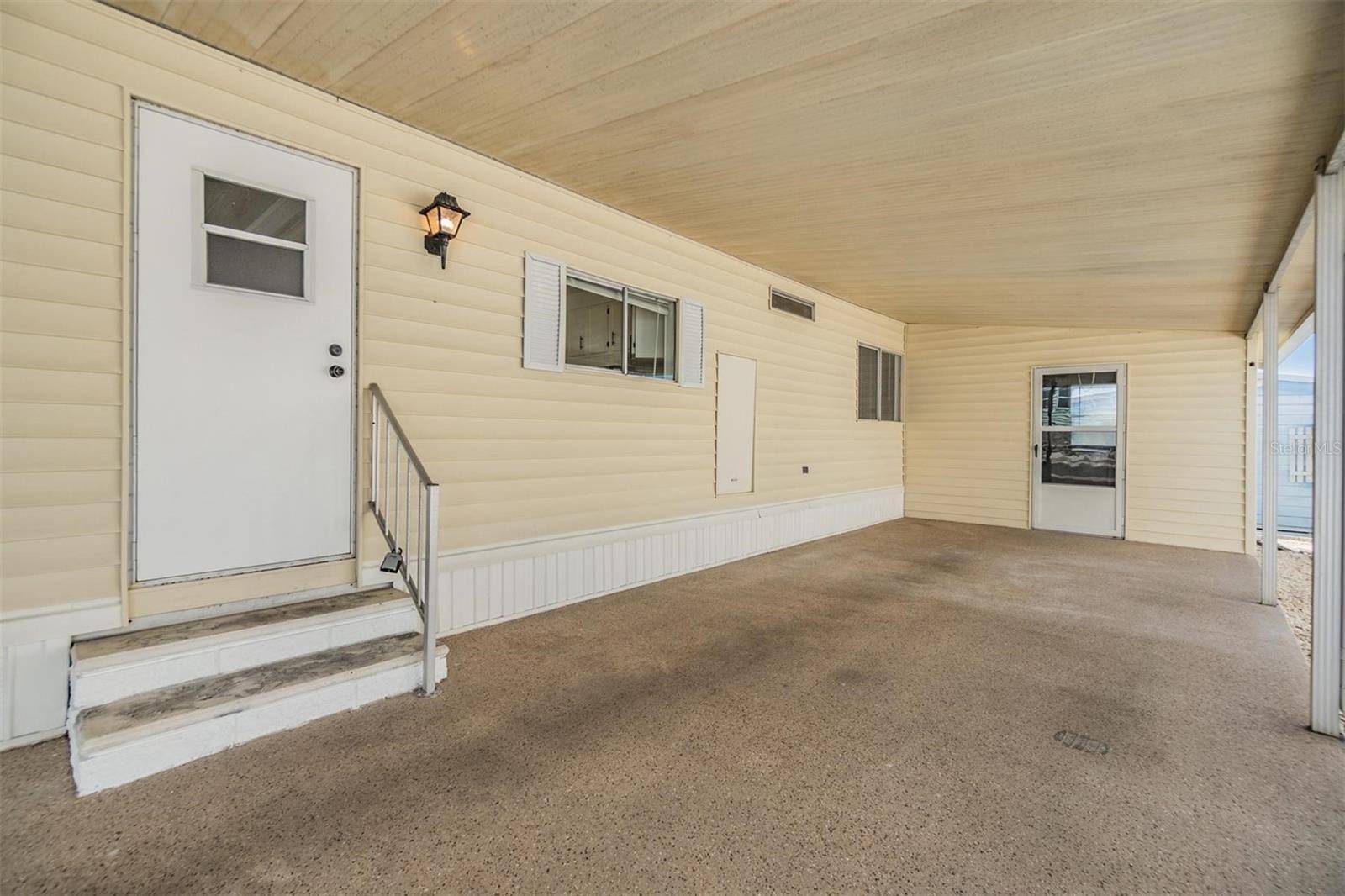 Zephyrhills, FL 33541,37838 GRANADA AVE