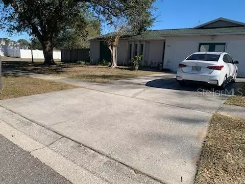 3502 KING RICHARD CT, Seffner, FL 33584