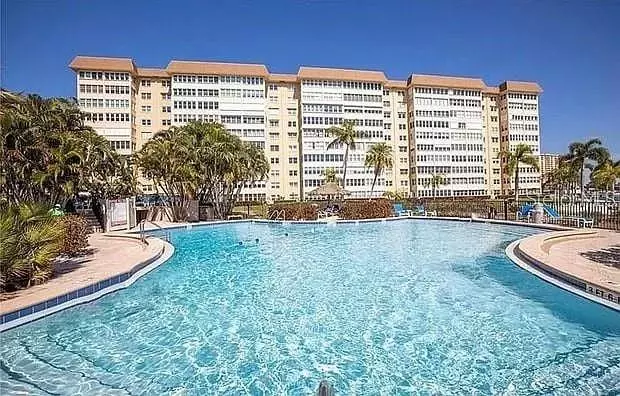 St Petersburg, FL 33715,5108 BRITTANY DR S #903