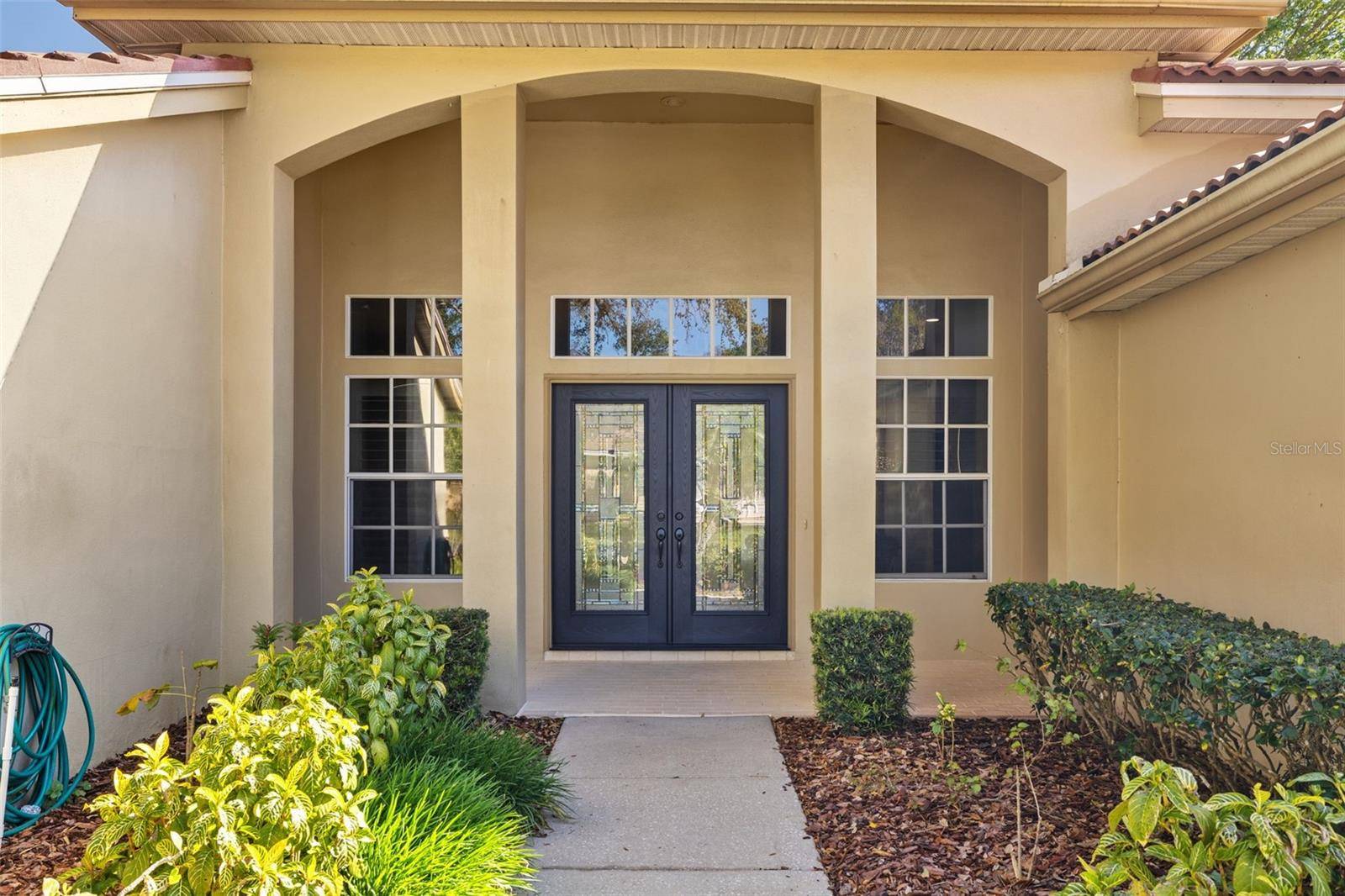 Tarpon Springs, FL 34688,1213 HALIFAX CT